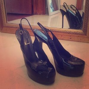 Yves Saint Laurent Shoes